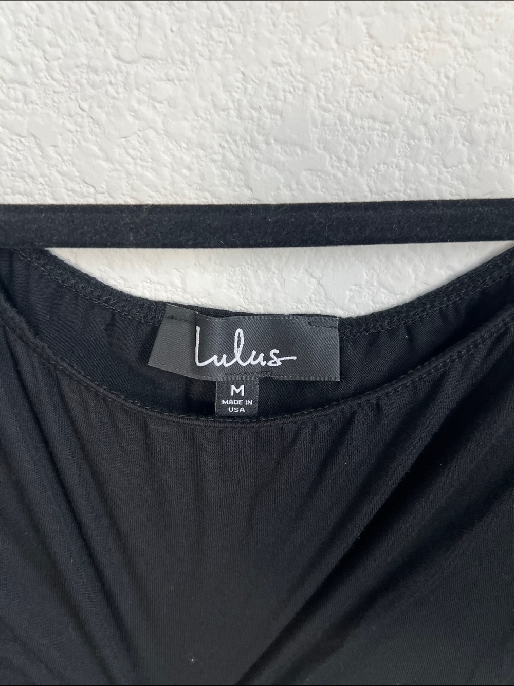 Lulu's Black Off-Shoulder Bell Sleeve Camisole - Picture 4 of 4